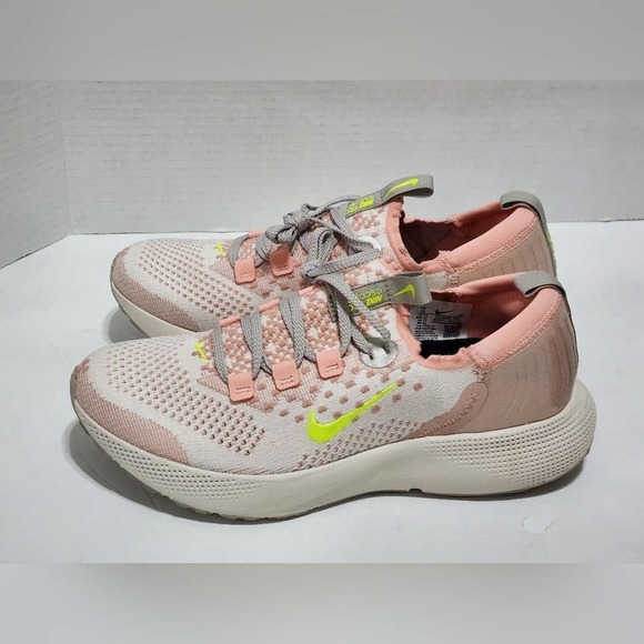 Nike Escape Run Flyknit Running Shoe Women's size 10 new!! - Picture 5 of 14